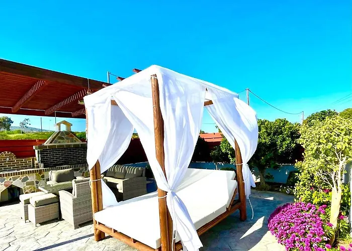 Kallipateira * Lakhania