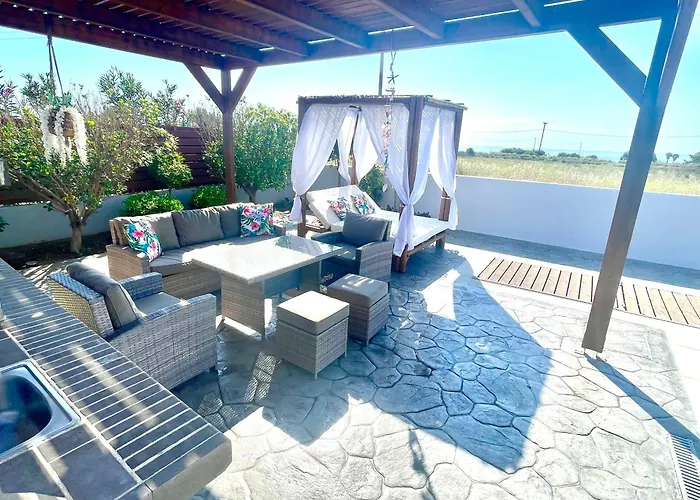 Kallipateira فيلة