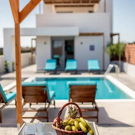 Kallipateira Villa *