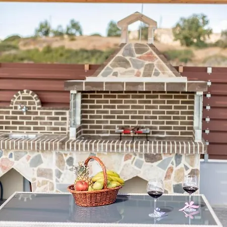 Kallipateira Villa Lakhania